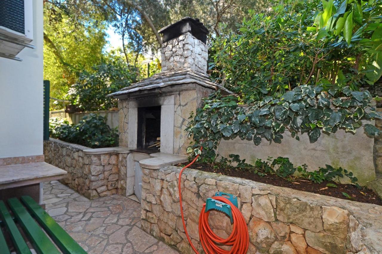 Apartments With A Parking Space Slatine, Ciovo - 5158 Trogir Exterior photo