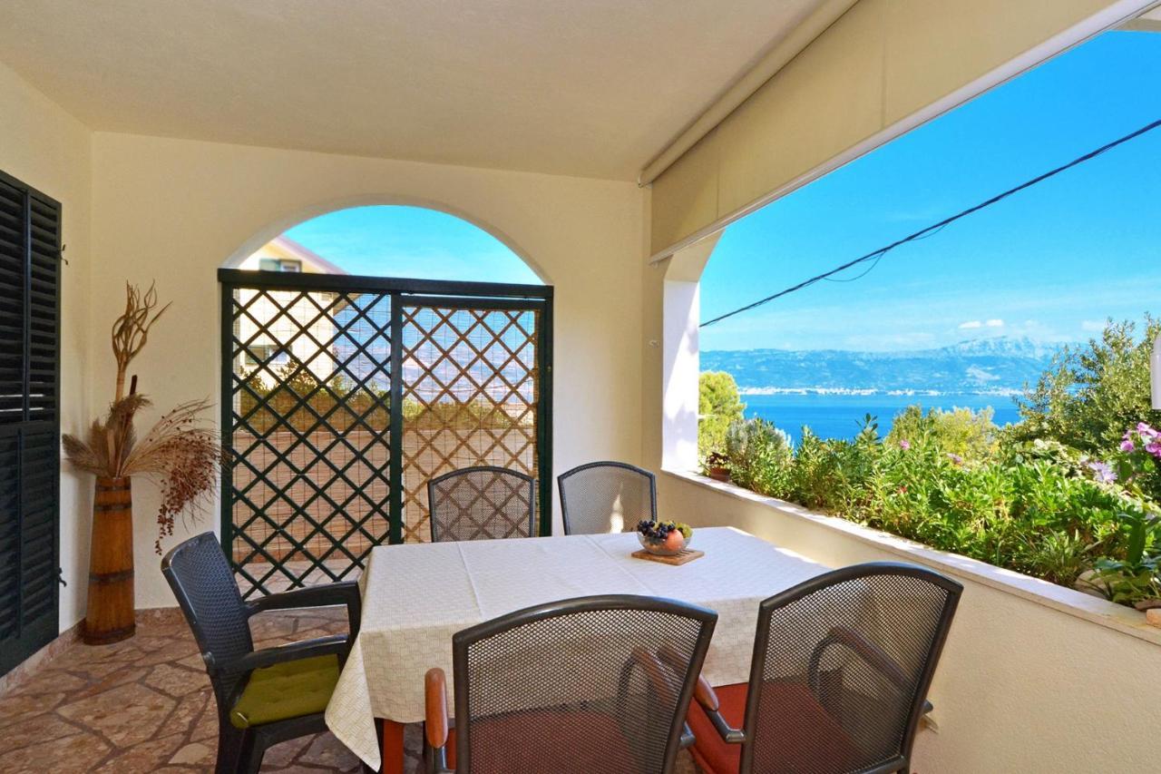 Apartments With A Parking Space Slatine, Ciovo - 5158 Trogir Exterior photo