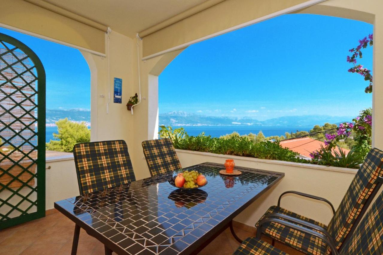 Apartments With A Parking Space Slatine, Ciovo - 5158 Trogir Exterior photo