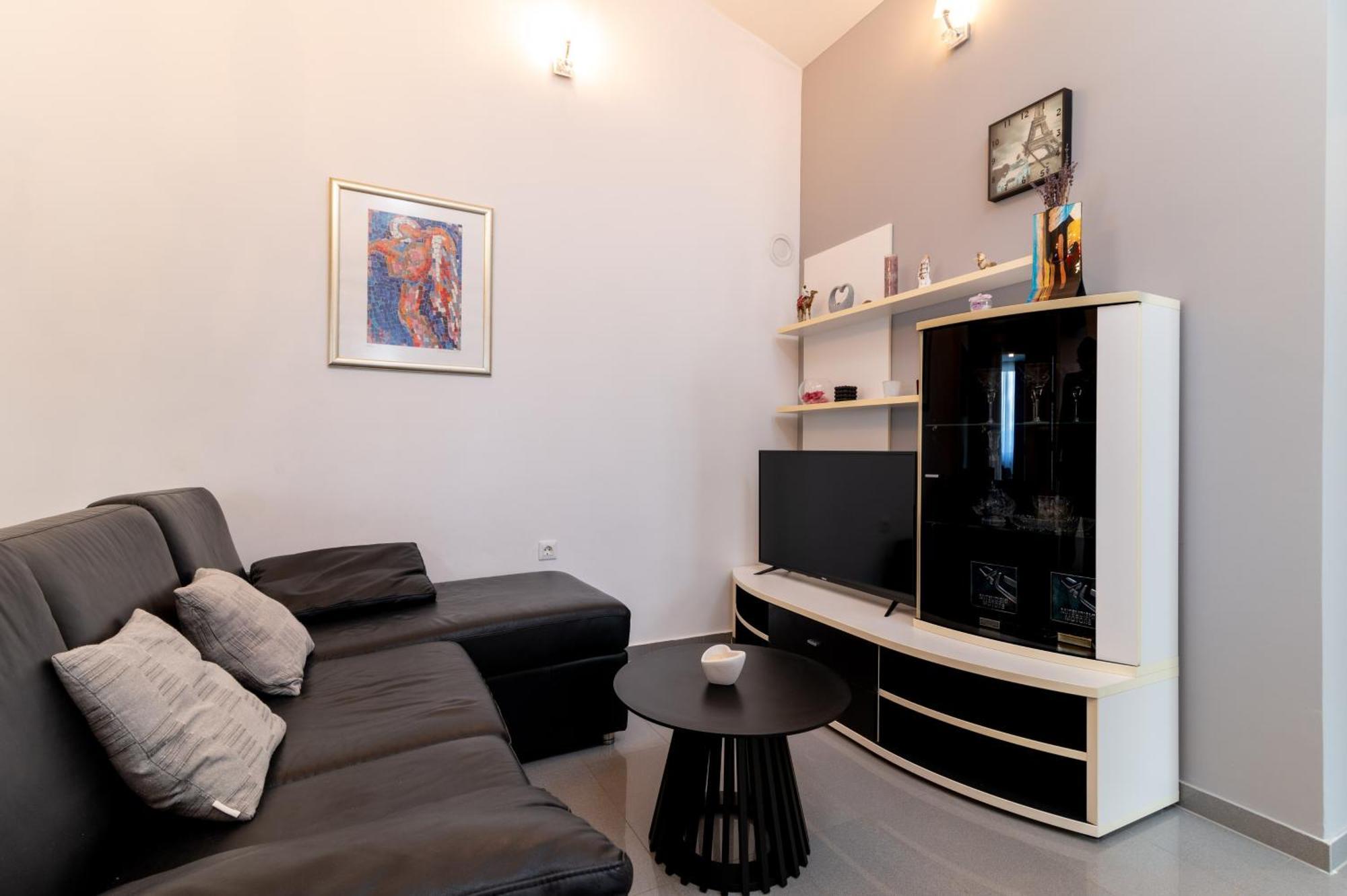 Apartments With A Parking Space Slatine, Ciovo - 5158 Trogir Room photo