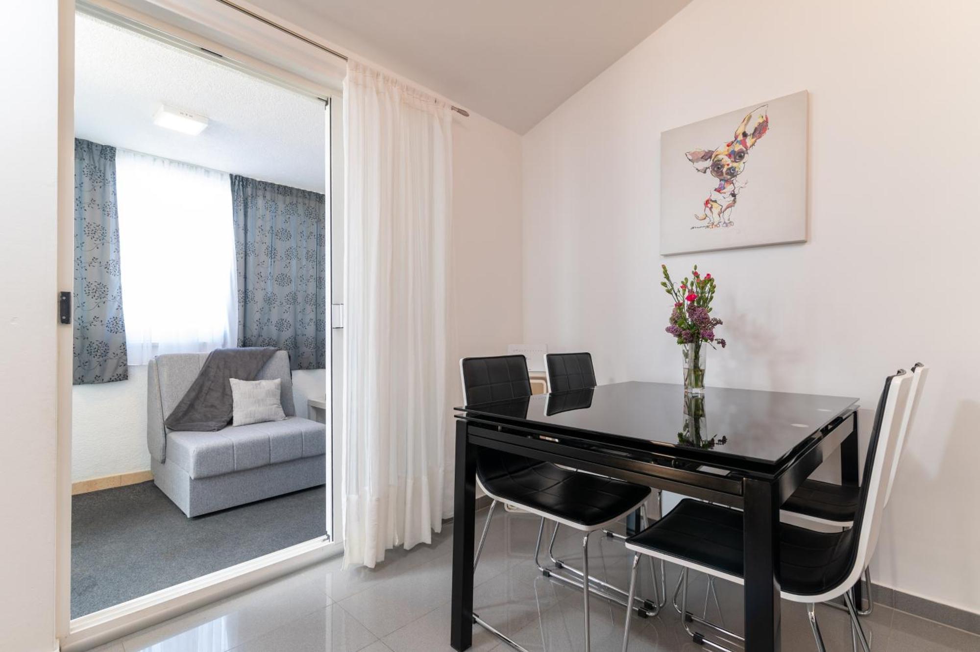 Apartments With A Parking Space Slatine, Ciovo - 5158 Trogir Exterior photo