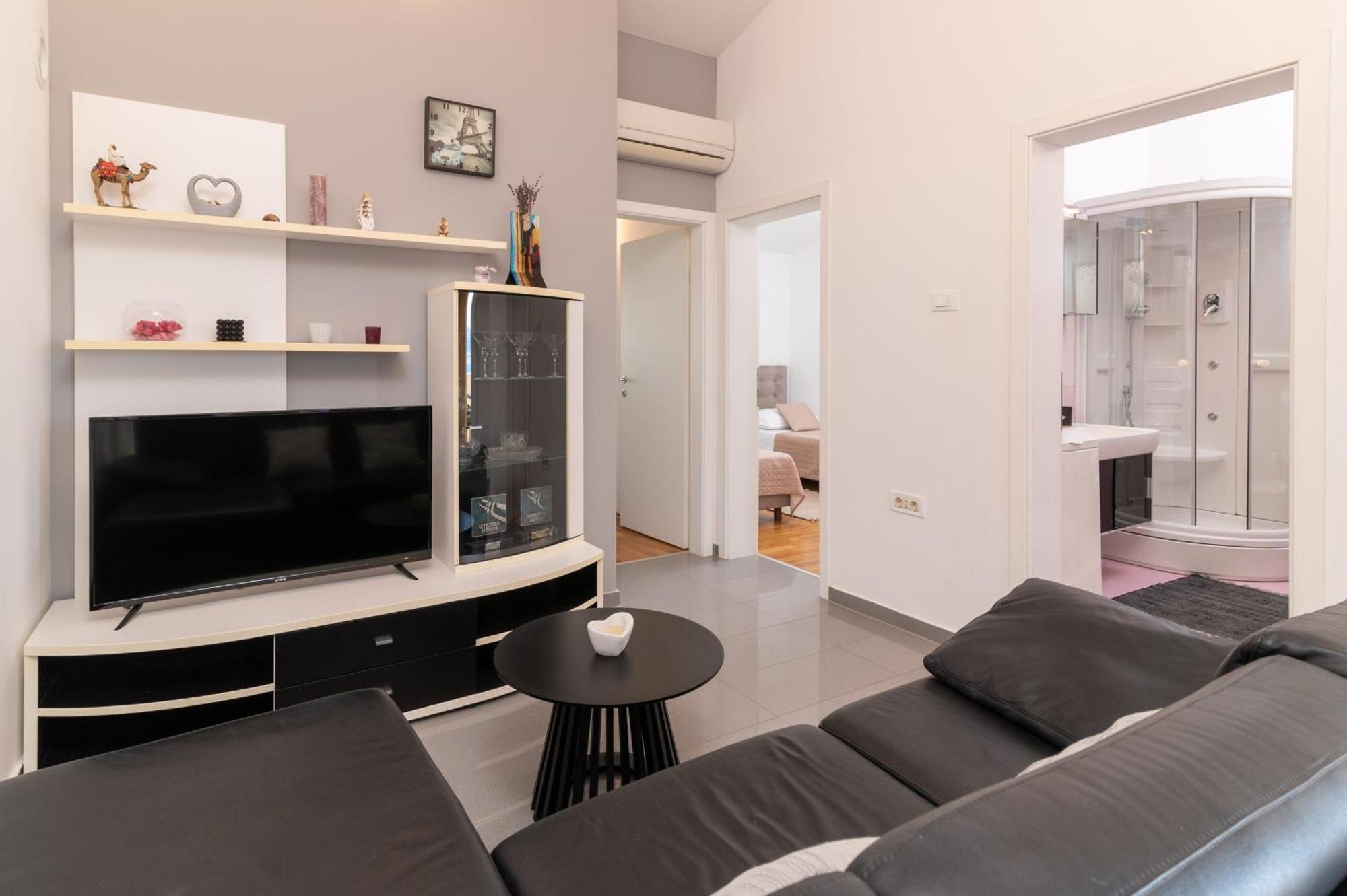 Apartments With A Parking Space Slatine, Ciovo - 5158 Trogir Exterior photo