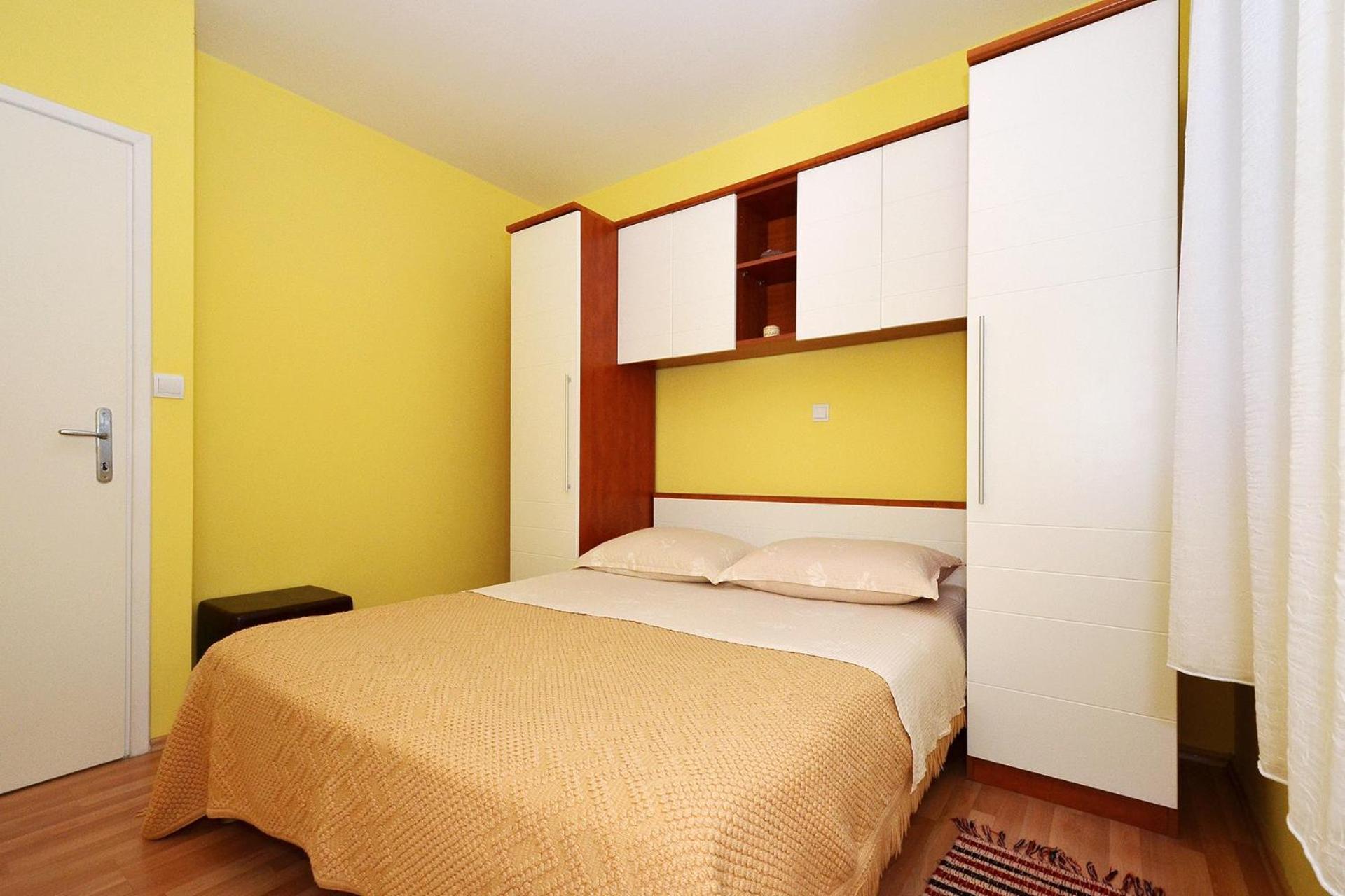 Apartments With A Parking Space Slatine, Ciovo - 5158 Trogir Room photo